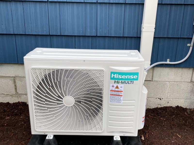 Hisense Hi-Multi Outdoor Heat Pump Hisense Hi-Multi outdoor heat pump professionally installed on a composite mounting pad by Dave’s Heating.