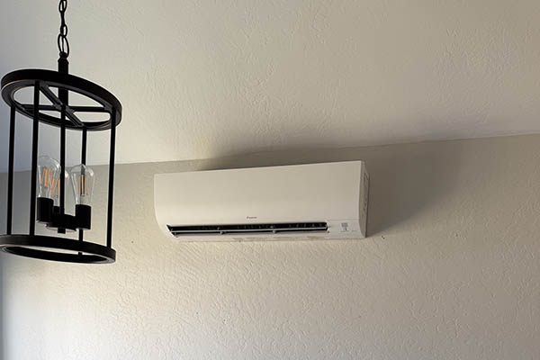 Daikin Wall-Mounted Ductless Indoor Unit Daikin wall-mounted ductless mini-split indoor unit professionally installed by Dave’s Heating.